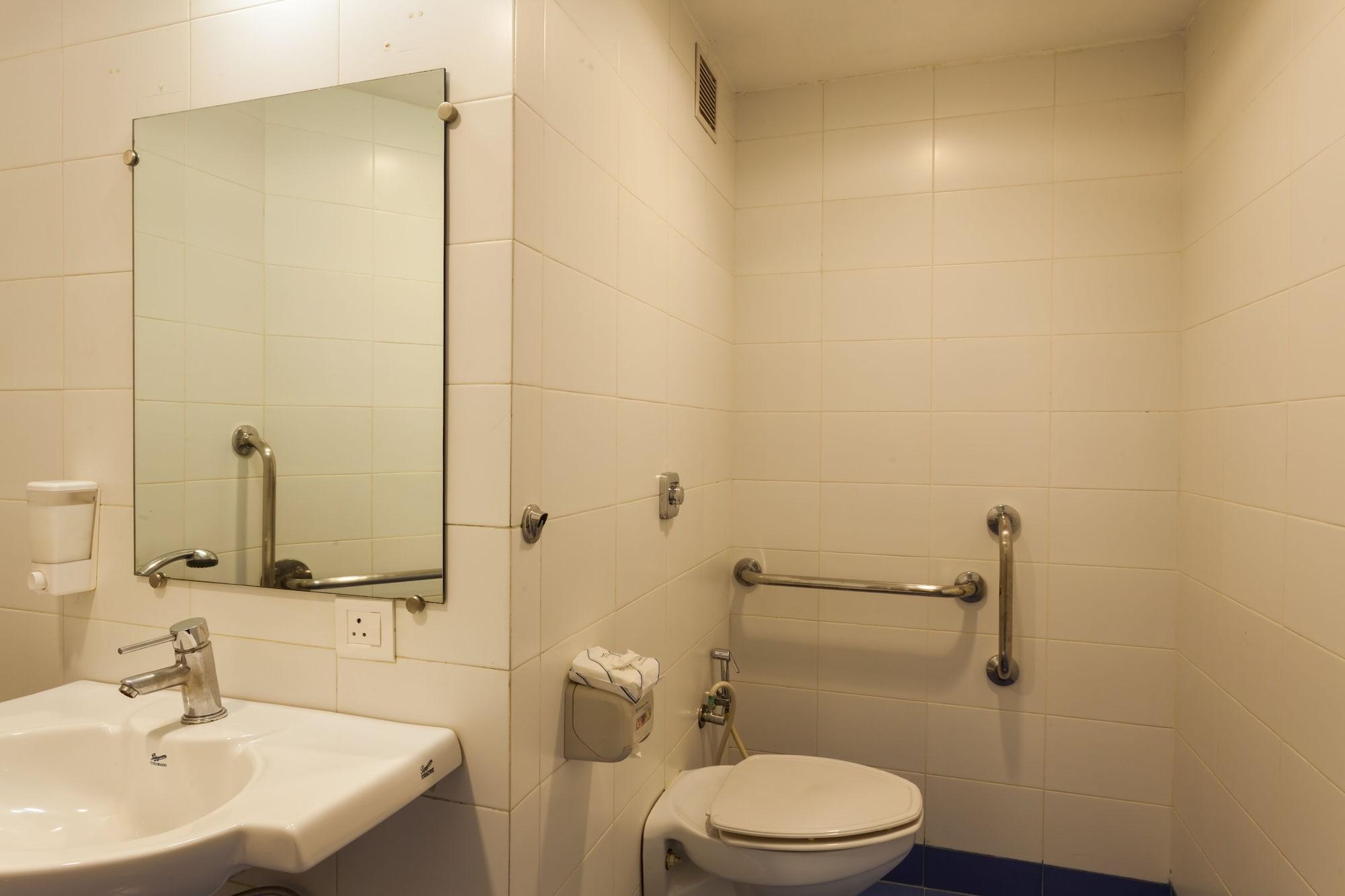 Ginger Agartala Hotell Eksteriør bilde